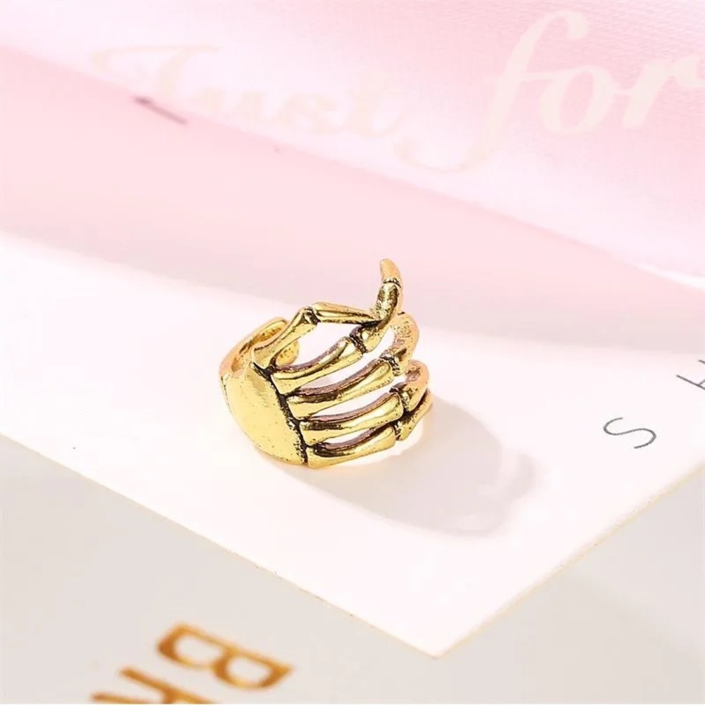 5 for $25 14k Gold Plated Hand  Ear Cuff Earring - Picture 4 of 6